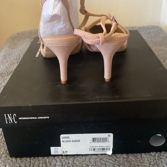 INC blush suede pumps - Picture 11 of 11
